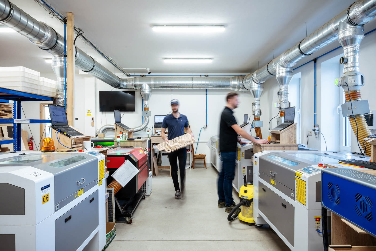 Naše dílna - řemeslná výroba trofejí